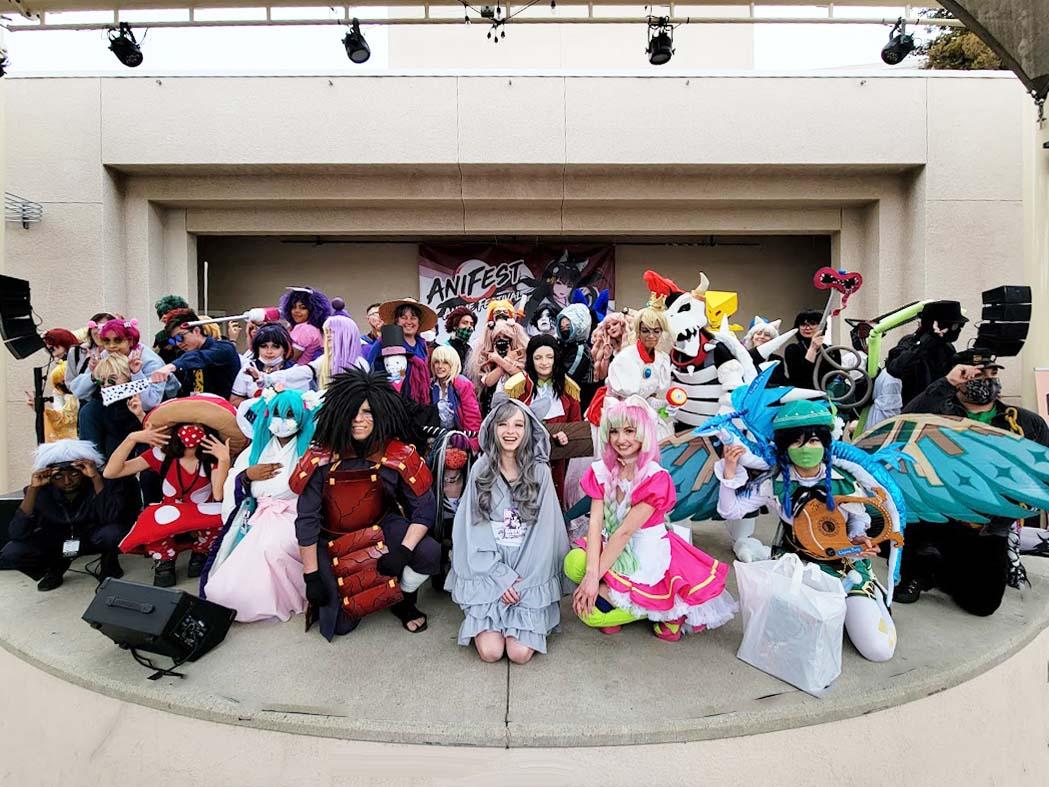 My Pony Town cosplay showcase (Anime Edition) | Pony Town Amino
